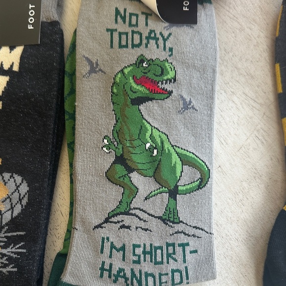 3 Pairs of Foot Traffic Men's Graphic Socks - Brown, Green, Black - Picture 3 of 9